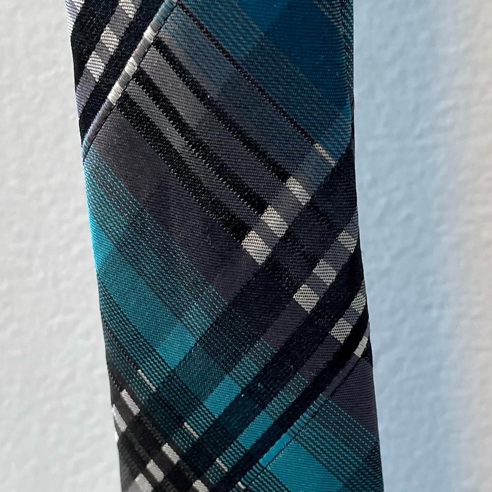 Blue and black plaid men’s tie